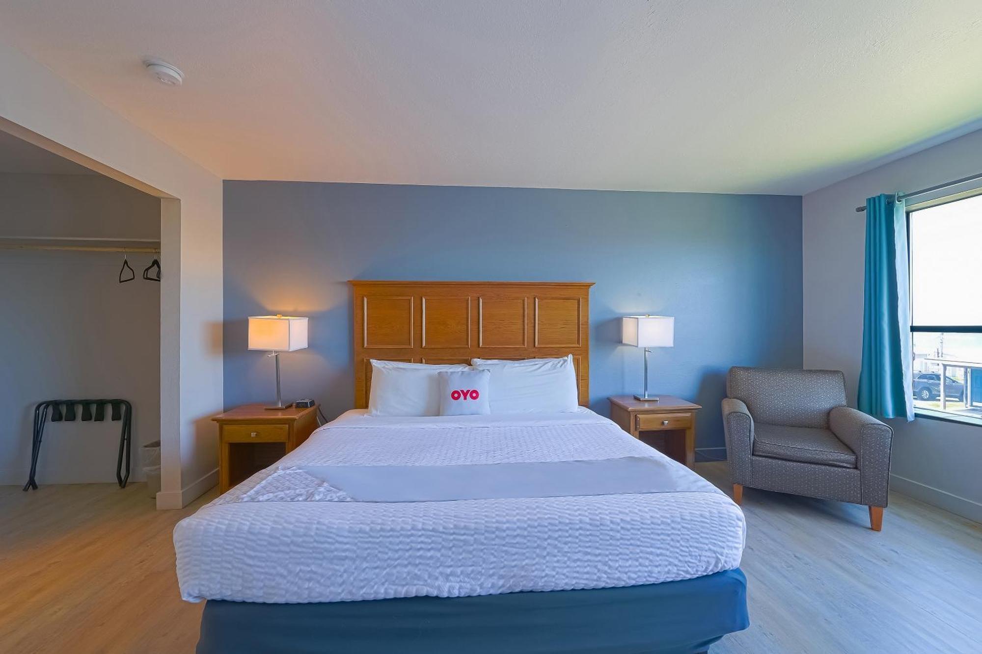 Oyo Waves Hotel Newport Or - Nye Beach Екстер'єр фото