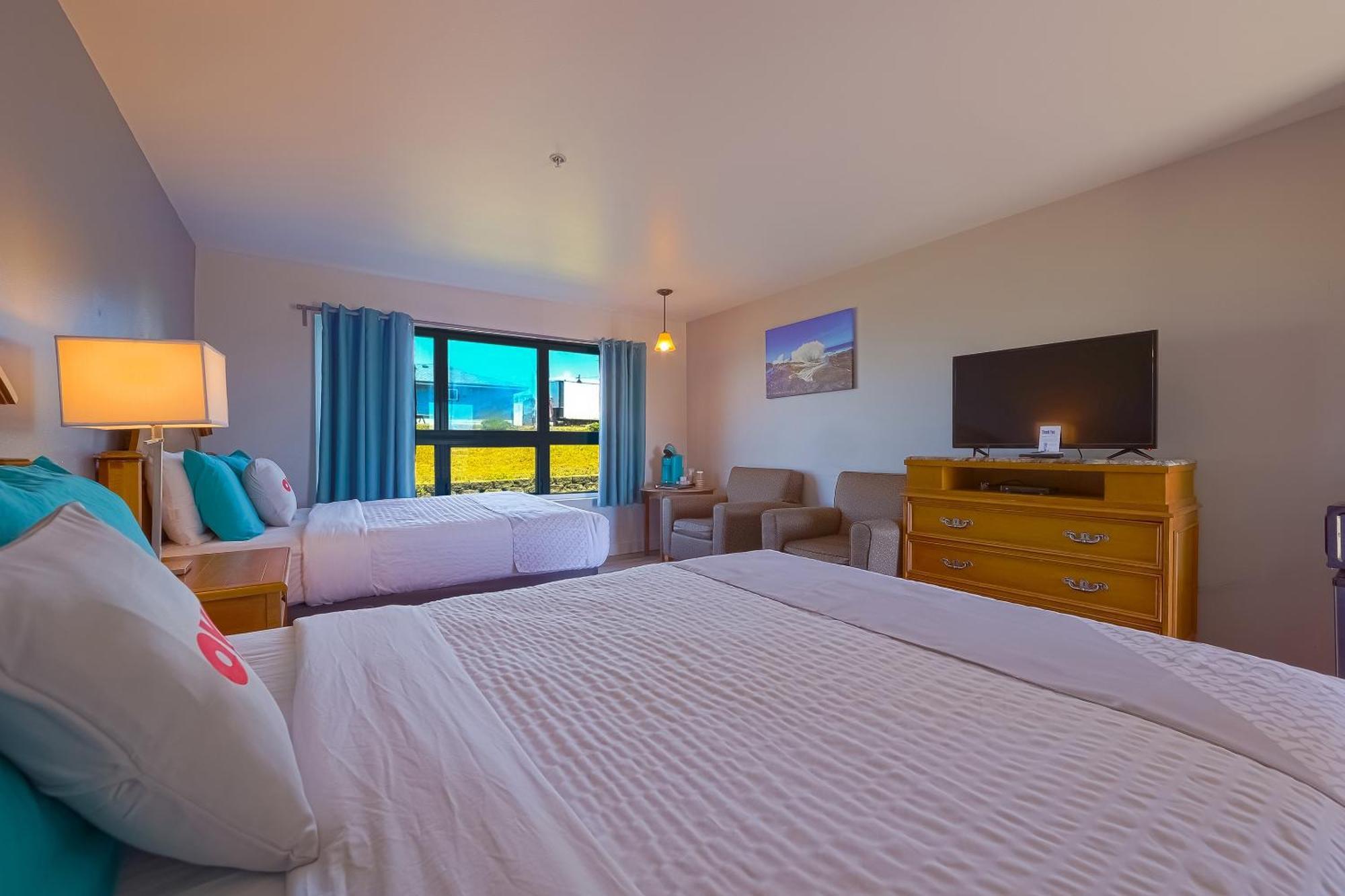 Oyo Waves Hotel Newport Or - Nye Beach Екстер'єр фото